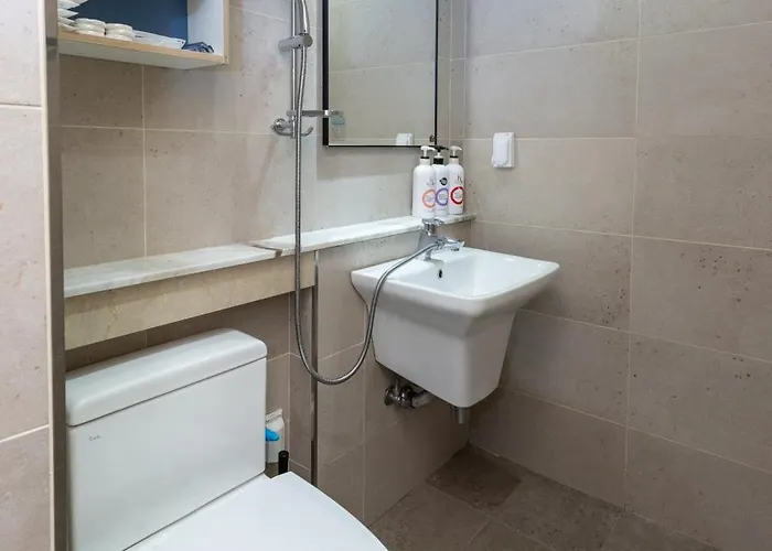 Aparthotel Red Stone 3*