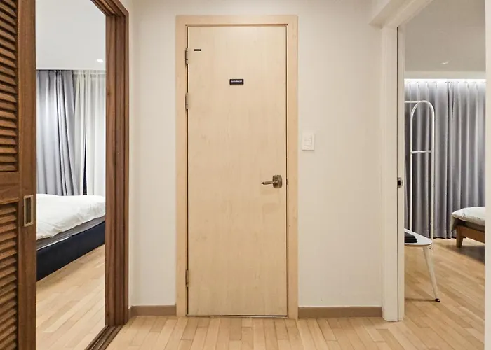 Aparthotel Red Stone