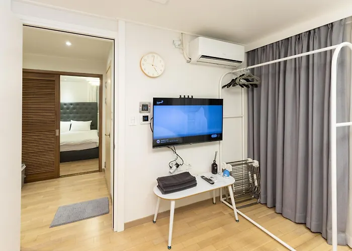 Aparthotel Red Stone