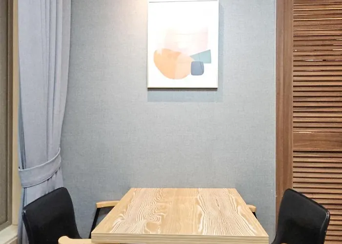 Red Stone Aparthotel 3*